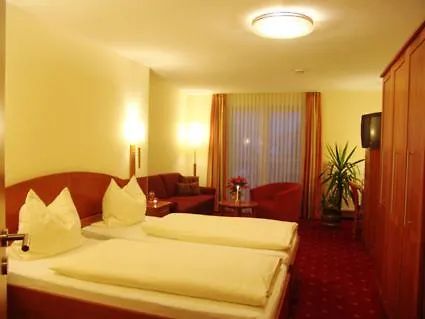 & Restaurant Westerwaldgrill Hotel Höhn